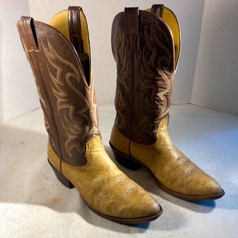 Nocona Mens Brown and Beige Cowboy Boots